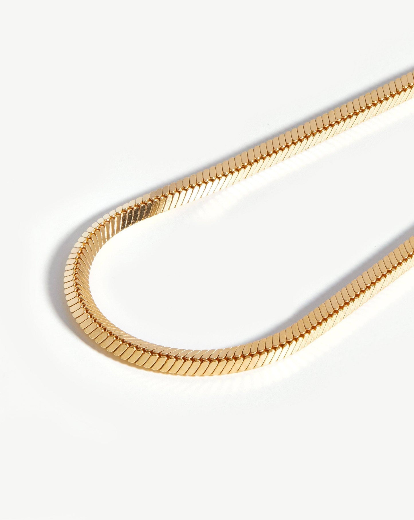 SQUARE SNAKE CHAIN BRACELET