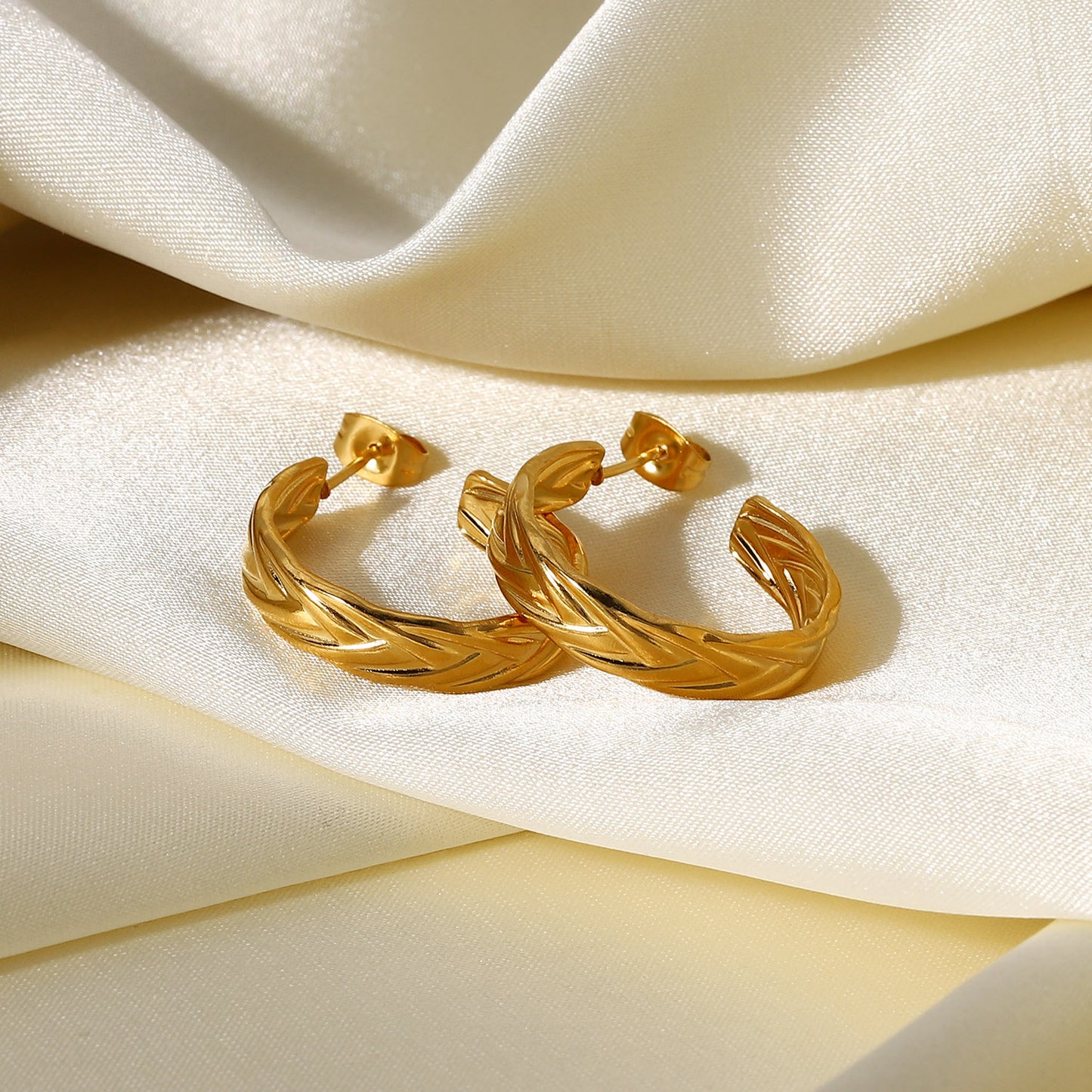 18K Gold Textured Hoop Earrings